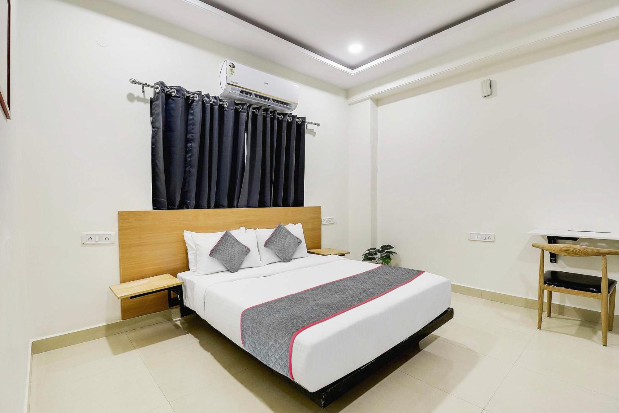 Super Townhouse De Alphabet Hotel Kukatpally Nexus Mall Хайдарабад Экстерьер фото